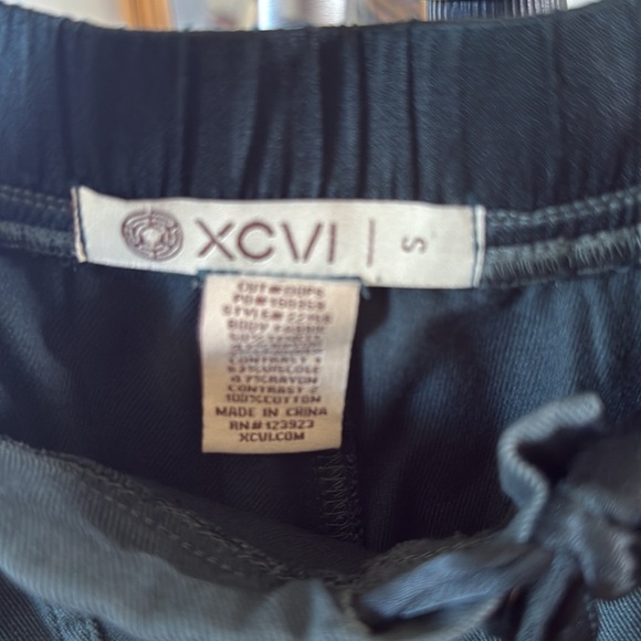 XCVI Jacket and wide-leg pants set in deep green  Size: S - Picture 7 of 7